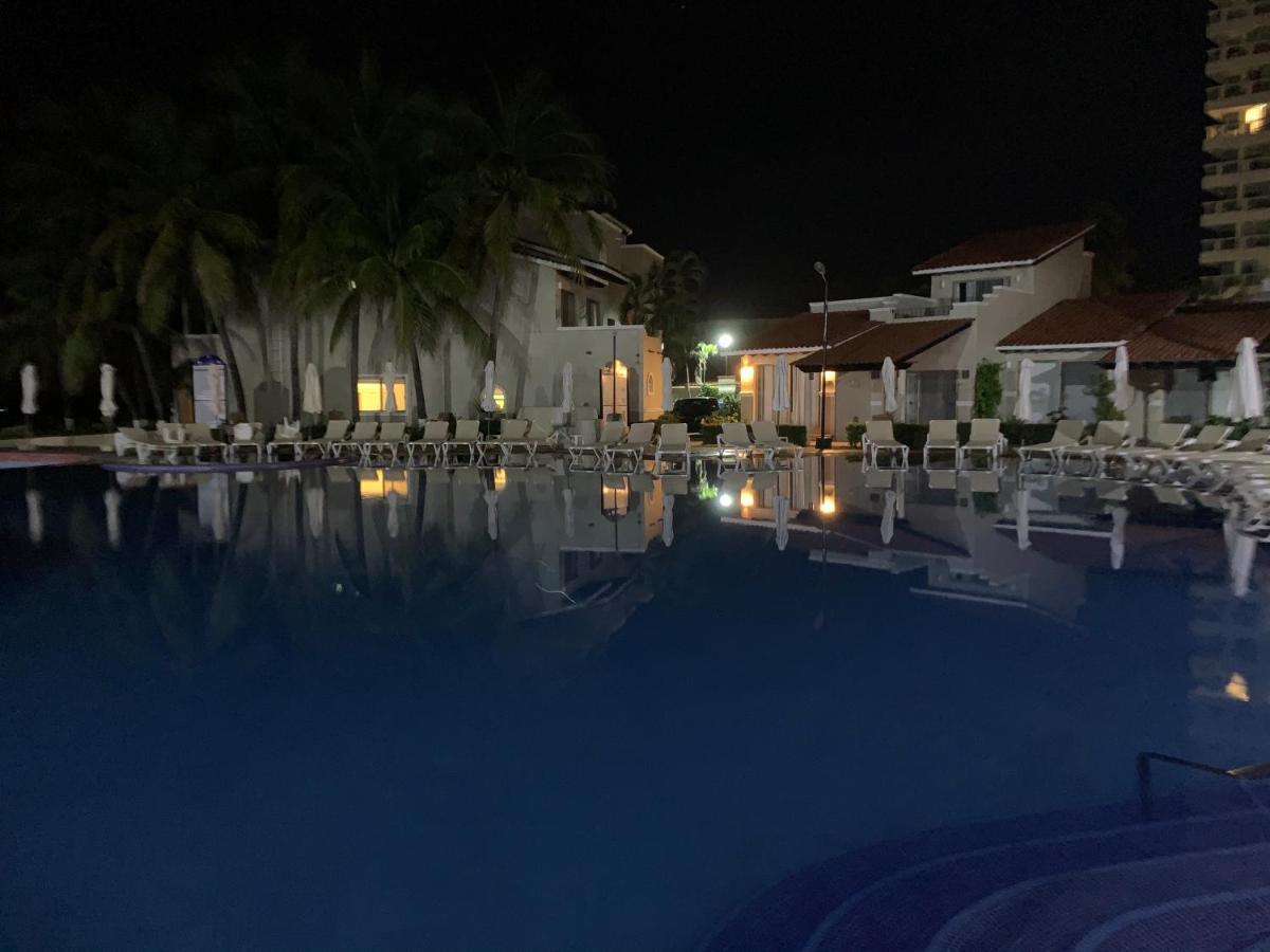 Hab Planta Baja Hotel Tsoro 2 Adultos 1 Menor Ixtapa Wifi Gratis Екстер'єр фото